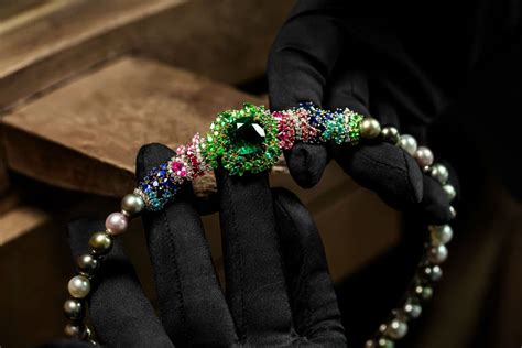 dior tie dye savoir faire|Watch the mesmerising making of the Tie&Dior fine jewellery .